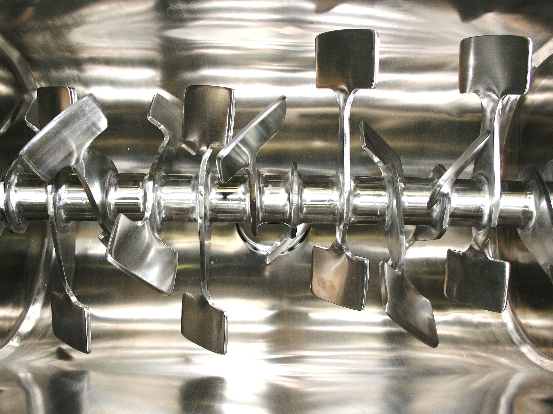Fluidizing paddle blender agitator from APS Fluidizing paddle blender agitator from APS