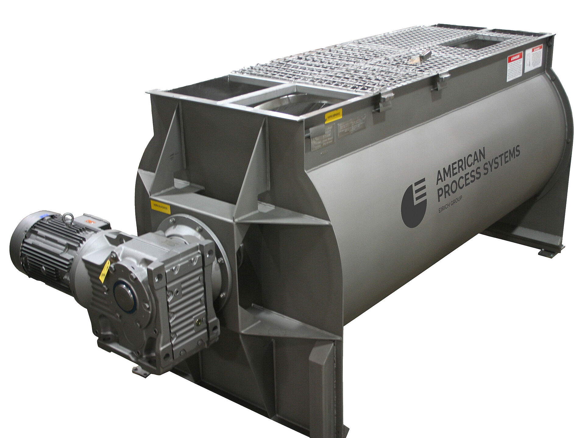 APS blender with a semi-cylindrical tank
