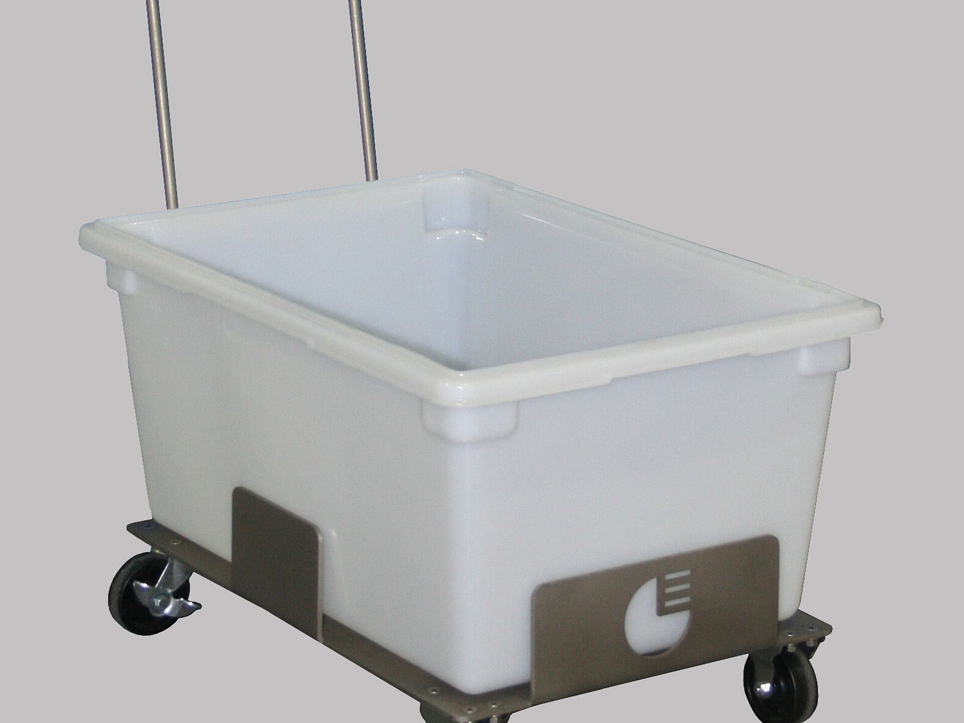 Cart for discharge valve